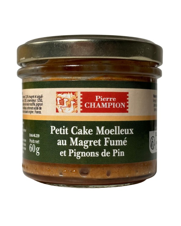 Petit Cake Moelleux au Magret Fumé et Pignons de Pin