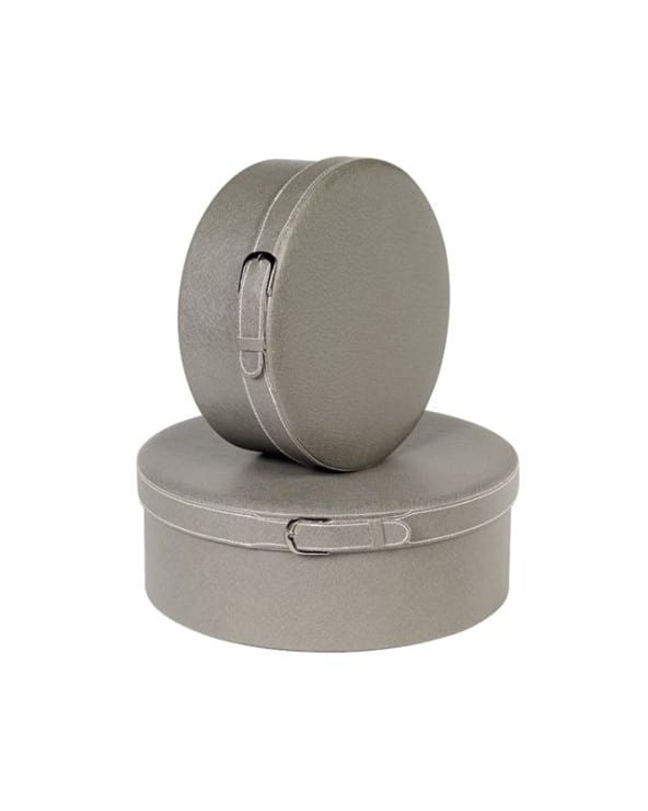 Boîte ronde avec boucle simili cuir gris PM